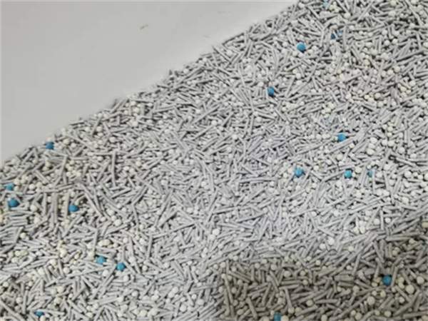 混合猫砂全面测评:除臭结团性能与性价比深度对比分析 混合猫砂全面测评:除臭结团性能与性价比深度对比分析