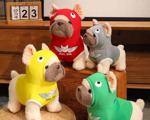 如何为小狗挑选安全有趣的玩具伴侣，全面指南