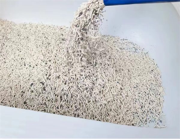 矿晶混合猫砂实测:结团除臭性能如何?是否值得入手? 矿晶混合猫砂实测:结团除臭性能如何?是否值得入手?