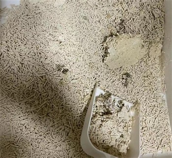 豆腐猫砂测评：结团快但易化粉，混合使用效果更佳