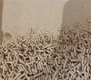 豆腐猫砂测评：结团快但易化粉，混合使用效果更佳