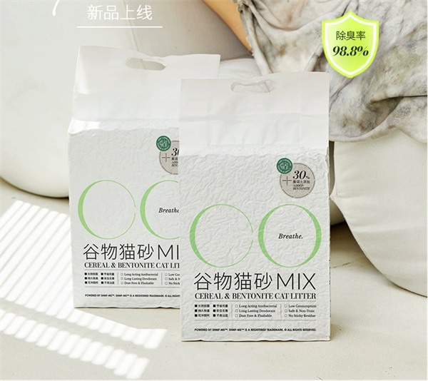谷物混合猫砂测评：除臭结团快但粘底问题需关注