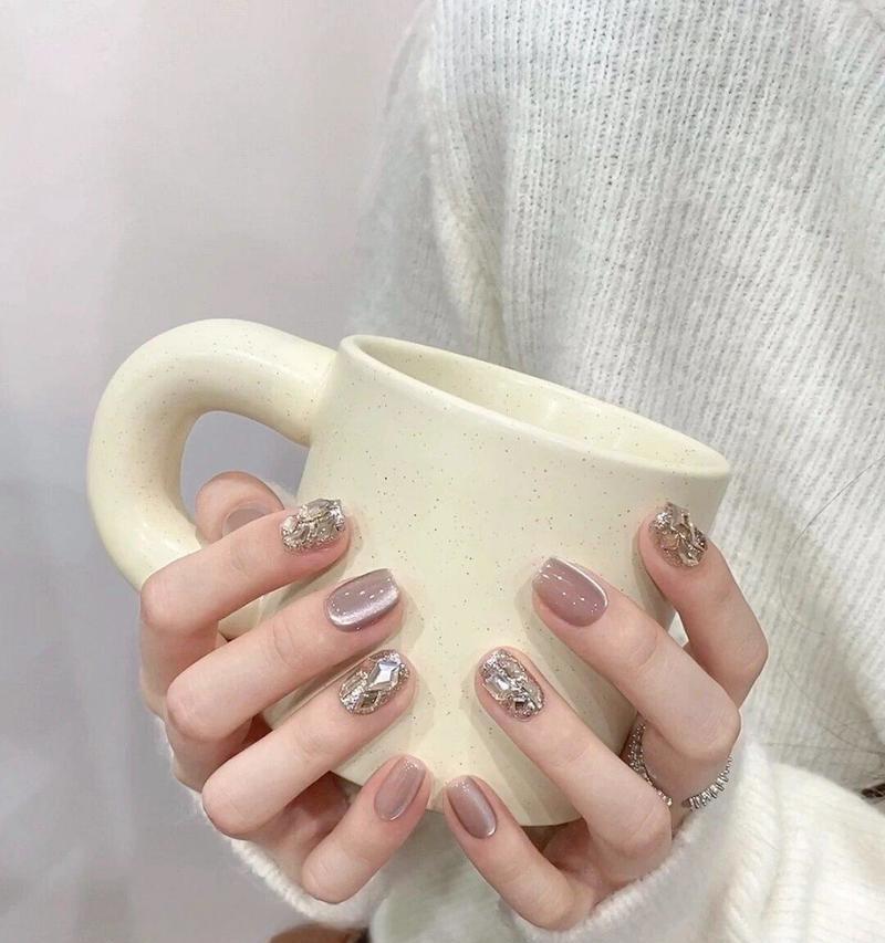 香槟金色家居搭配方案大全，轻松打造高端奢华空间氛围