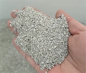 钠基矿砂深度测评:脚感优秀却难逃粘底粘铲困扰 钠基矿砂深度测评:脚感优秀却难逃粘底粘铲困扰