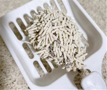 混合猫砂好用吗?实测告诉你结团、除臭与性价比表现 混合猫砂好用吗?实测告诉你结团、除臭与性价比表现