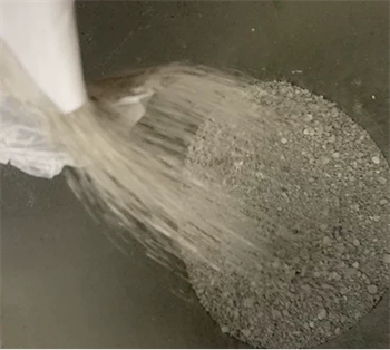 进口钠基石矿砂真实测评:结团除臭表现如何?优缺点全面解析 进口钠基石矿砂真实测评:结团除臭表现如何?优缺点全面解析