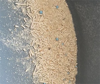 糖果混合猫砂深度测评：除臭与结团性能究竟如何？