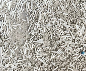 混合猫砂测评:结团慢粘底除臭差,安全性是唯一亮点? 混合猫砂测评:结团慢粘底除臭差,安全性是唯一亮点?