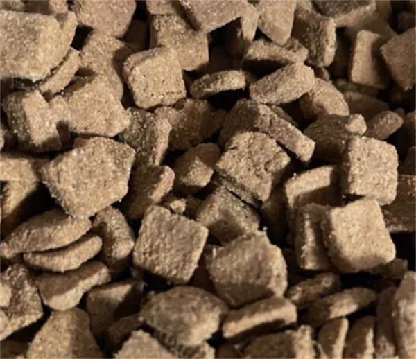 高营养低敏烘焙狗粮深度评测:单一肉源无谷物配方解析 高营养低敏烘焙狗粮深度评测:单一肉源无谷物配方解析