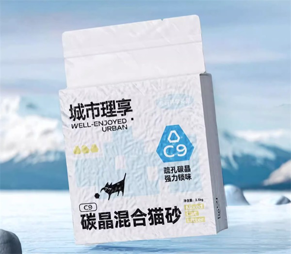 碳晶混合猫砂深度测评：除臭结团表现佳，后期使用需注意