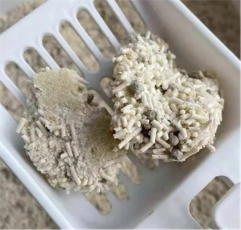 混合猫砂测评：结团除臭表现优异，但包裹性一般且价格偏高