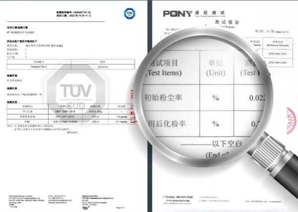 矿砂测评：几乎无尘结团硬，但除臭粘底需注意