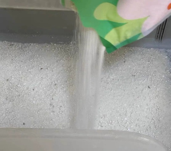 喵彩木薯猫砂评测:结团效果佳但除臭一般,性价比推荐 喵彩木薯猫砂评测:结团效果佳但除臭一般,性价比推荐