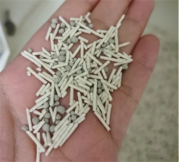 猫博士混合猫砂测评：结团除臭好，但需注意粉尘和粘底问题