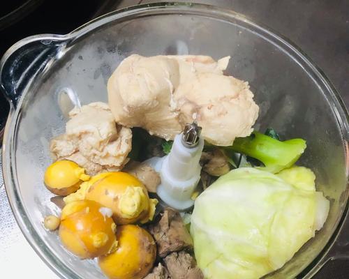 阿拉斯加蛋黄对动物健康的多重益处 阿拉斯加蛋黄对动物健康的多重益处