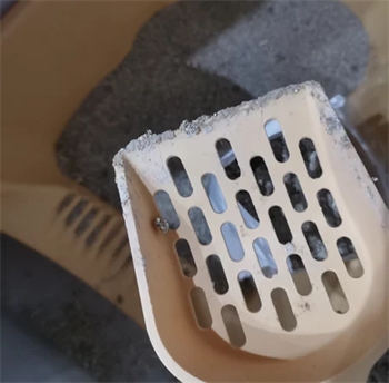 平价猫砂测评：囧宝矿物活性炭性价比高