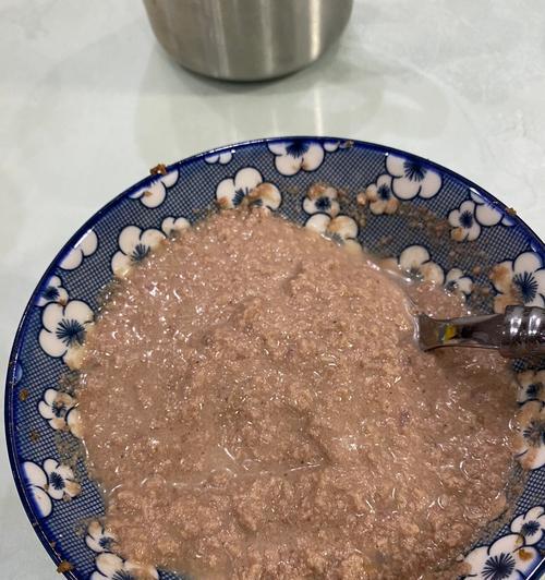 四个月小猫饮食指南:科学喂养与营养均衡 四个月小猫饮食指南:科学喂养与营养均衡