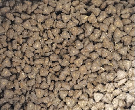 万物一口益生菌猫粮测评：高蛋白低淀粉品质分析