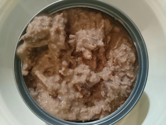 生生不息兔肉配方猫罐头测评：高蛋白低脂但价格偏高