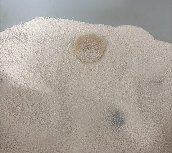 福丸木薯猫砂测评:结团好不粘底但带砂严重需搭配专用砂盆 福丸木薯猫砂测评:结团好不粘底但带砂严重需搭配专用砂盆