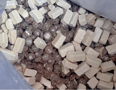 翡冷翠K6鸭肉狗粮测评营养价值分析及适用犬种推荐 翡冷翠K6鸭肉狗粮测评营养价值分析及适用犬种推荐