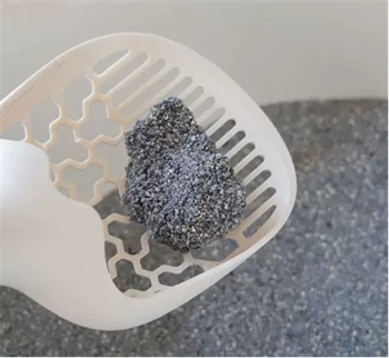 喵彩黑标钠基矿砂测评:除臭虽好但粘底严重性价比偏低 喵彩黑标钠基矿砂测评:除臭虽好但粘底严重性价比偏低