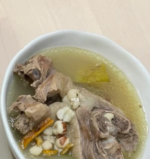 狗狗发奶汤品选择指南|营养丰富助乳汁分泌 狗狗发奶汤品选择指南|营养丰富助乳汁分泌