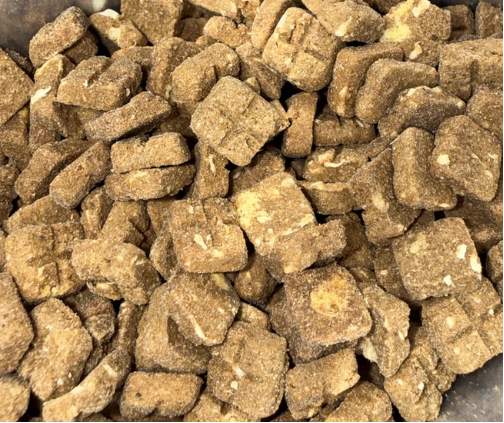 奥丁减油小方鱼肉猫粮评测:高蛋白深海鱼配方优缺点分析 奥丁减油小方鱼肉猫粮评测:高蛋白深海鱼配方优缺点分析