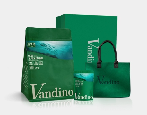 万迪诺烘焙猫粮评测:高蛋白95%动物原料适口性如何 万迪诺烘焙猫粮评测:高蛋白95%动物原料适口性如何