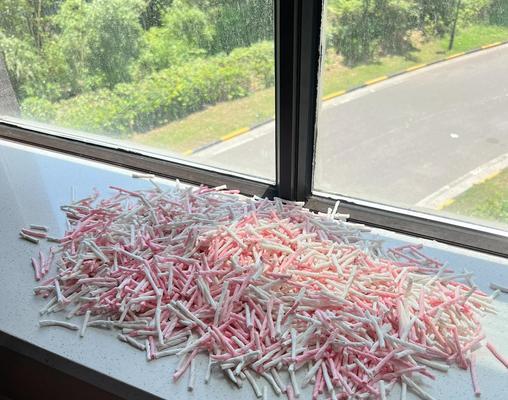 木屑vs纸棉垫料：仓鼠生活环境优缺点分析