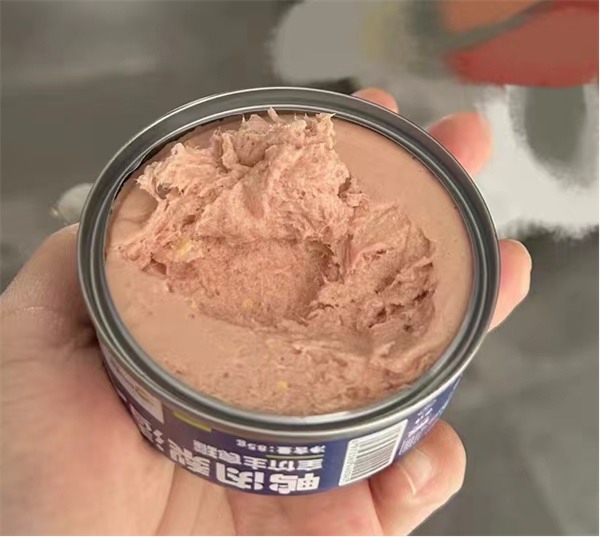 鸭肉梨猫罐头测评：高性价比清火主食罐选购指南