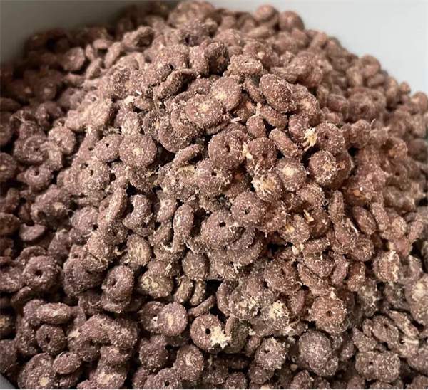 高性价比鲜肉猫粮深度测评:单一肉源易消化,适口性表现出色 高性价比鲜肉猫粮深度测评:单一肉源易消化,适口性表现出色